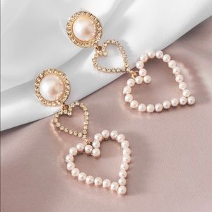 Feminine pearl earrings ✨💜🌹 #jewelry